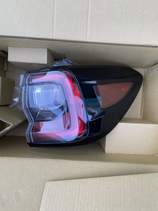 Ліхтарі задні Subaru Outback 2020 2021 22 BT B16 84912AN02A 84912AN03A