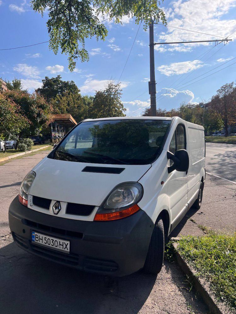 Renault Trafic 1.9d обслуженный