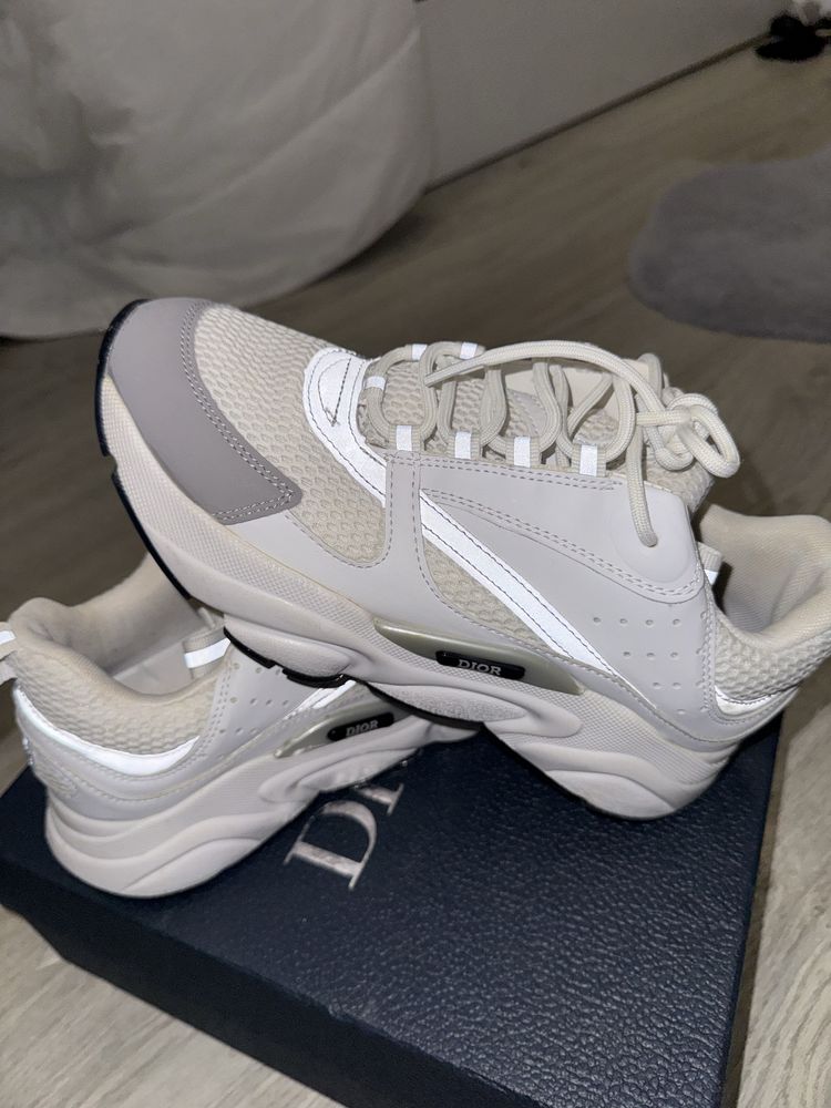 Dior B22 com caixa