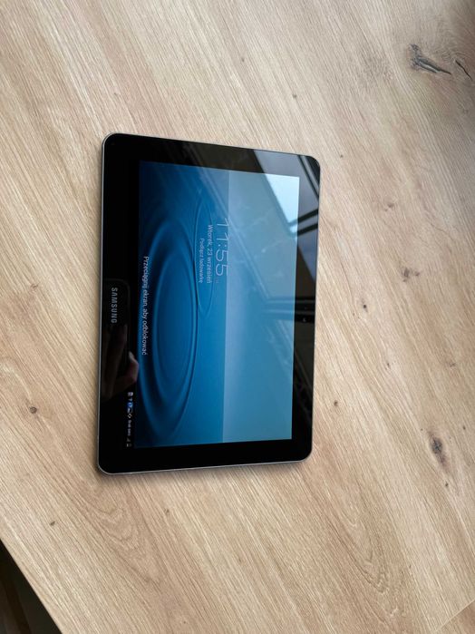 Tablet Samsung GT-P7500 + GW 6 msc