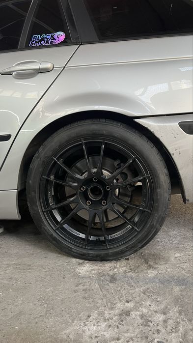 Oz racing Ultraleggera r18 8j 5/120