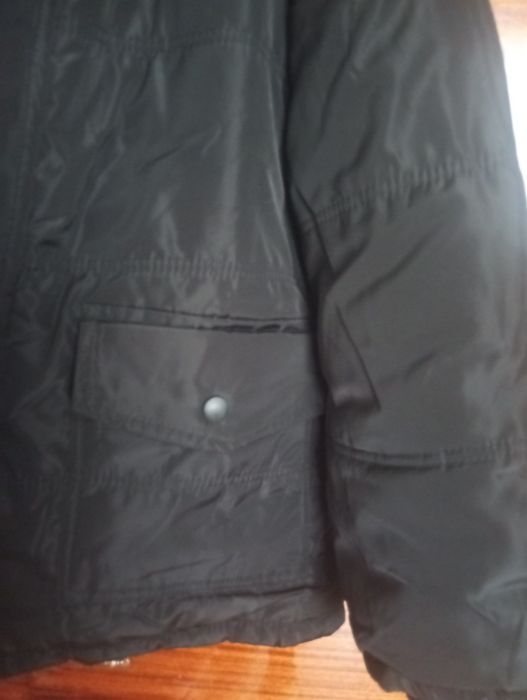 Зимова куртка чоловіча