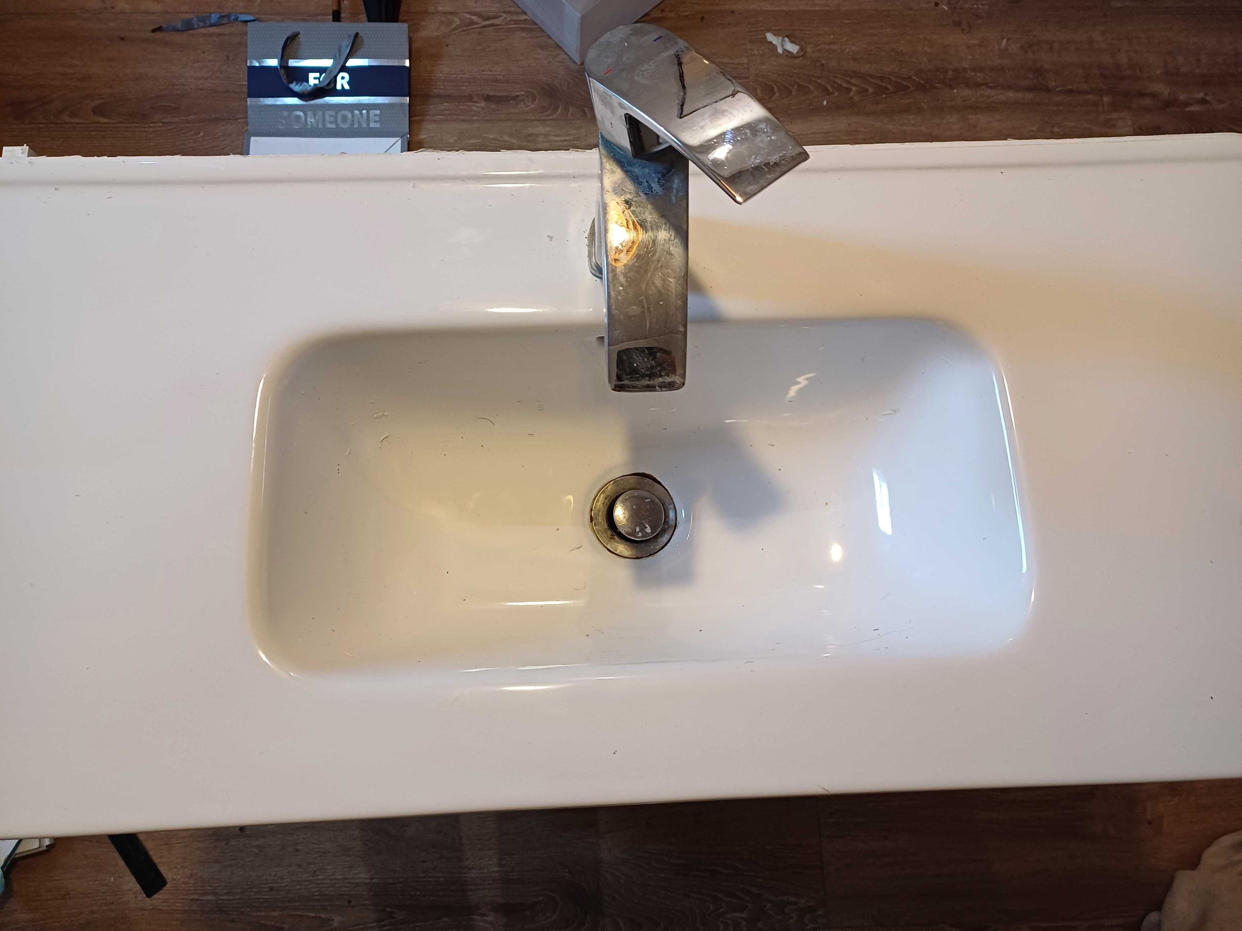 Szafka łazienkowa z umywalka 80 cm szer