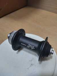 Втулка передня Shimano Deore XT FHM775