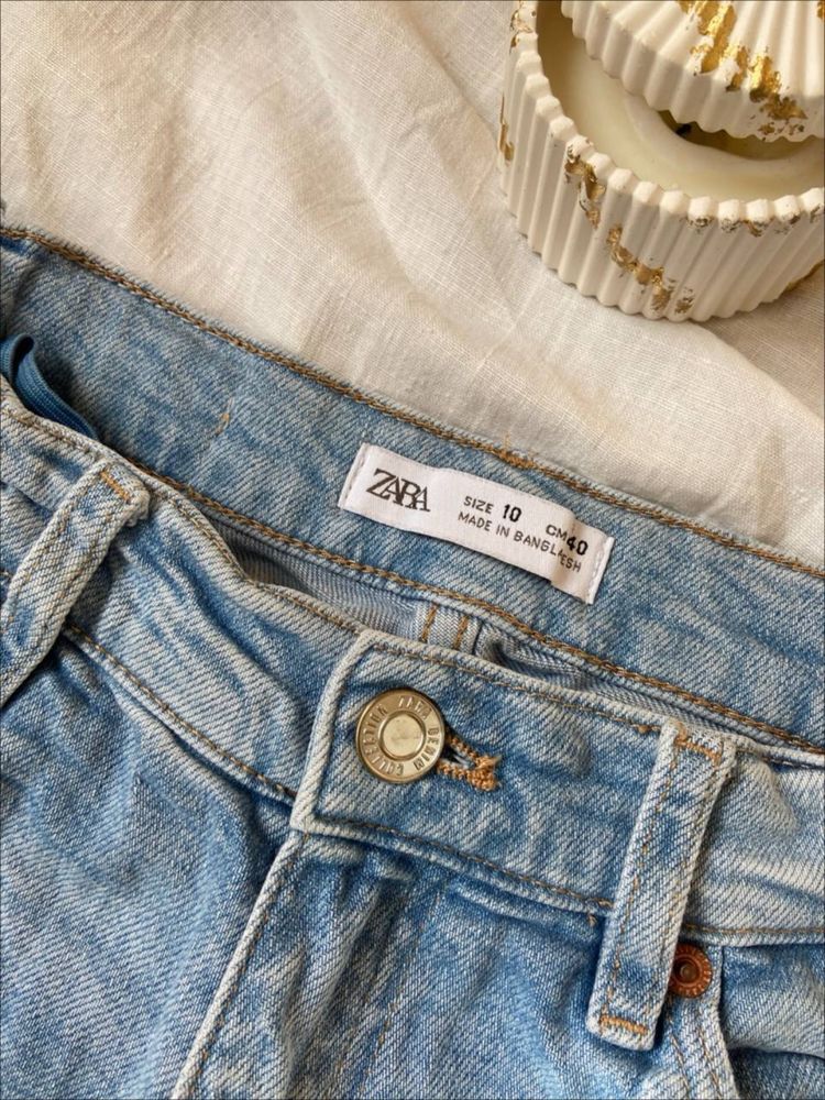 Джинси дитячі Zara з розрізами розмір 140