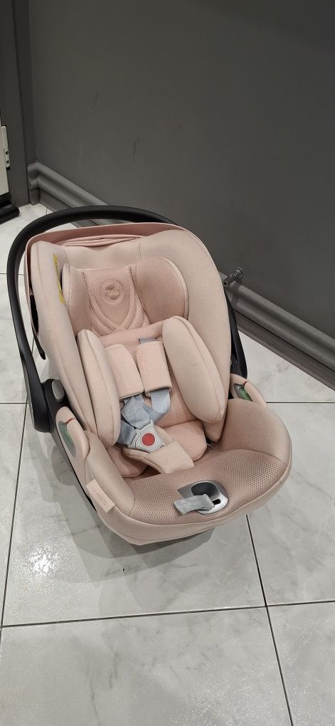 Fotelik Cybex Cloud T i-Size Plus + baza