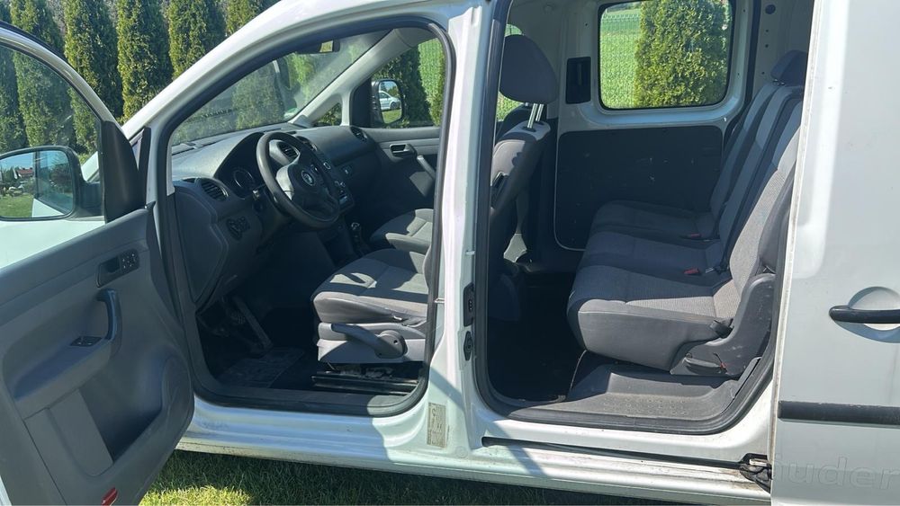 Vw Caddy Life 1.6 TDI 2011r Maxi
