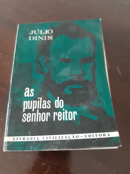 Best sellers - As Pupilas do Senhor Reitor e obra de Gil Vicenter