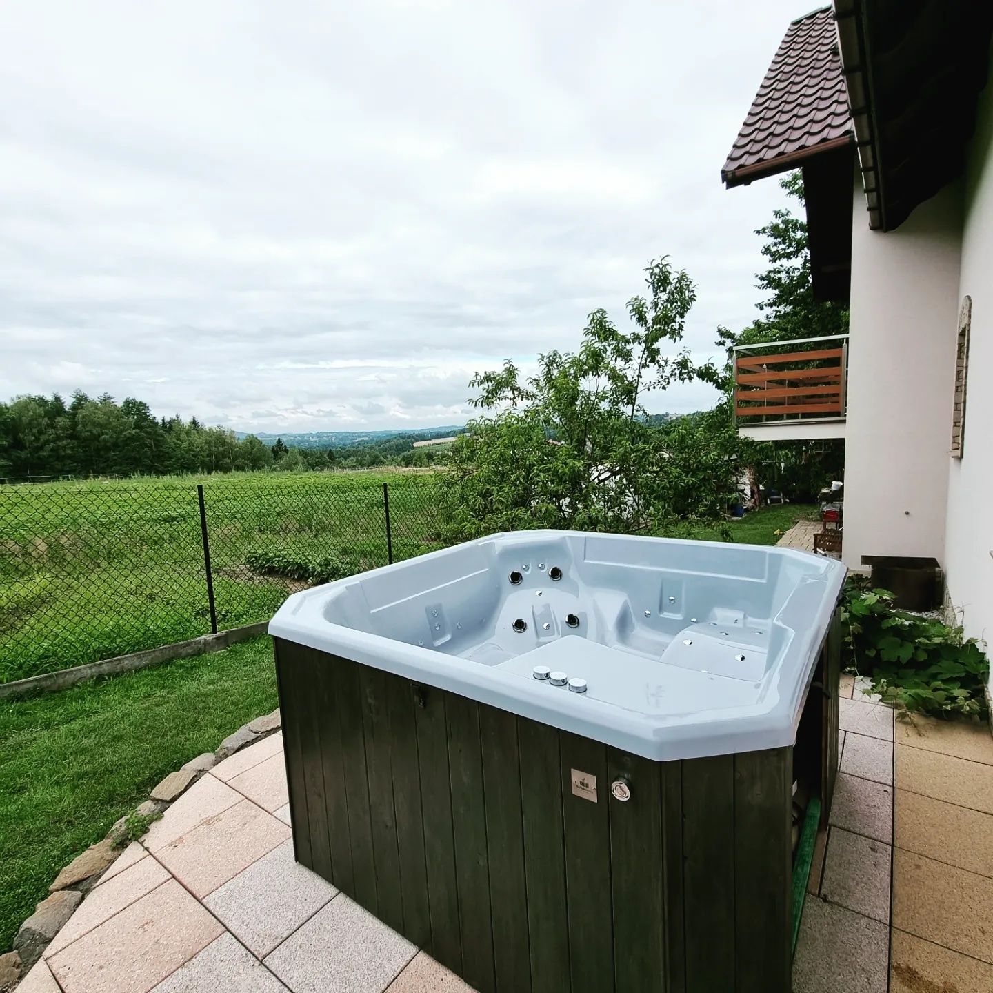 Jacuzzi ogrodowe balia ogrodowa