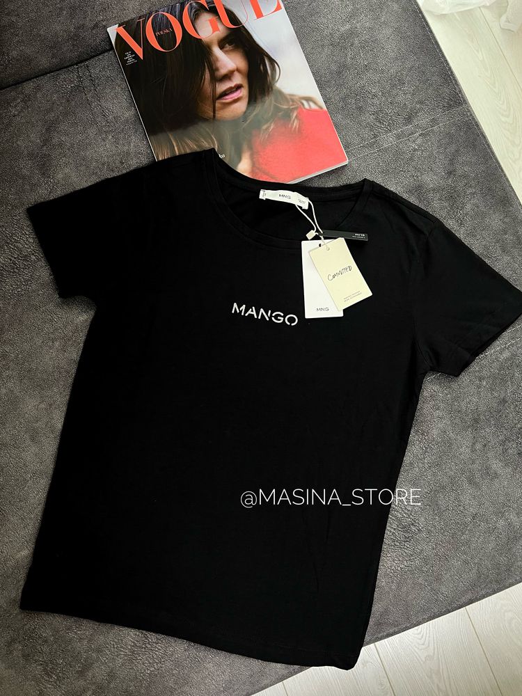 Футболка Mango чорна з лого написом XS