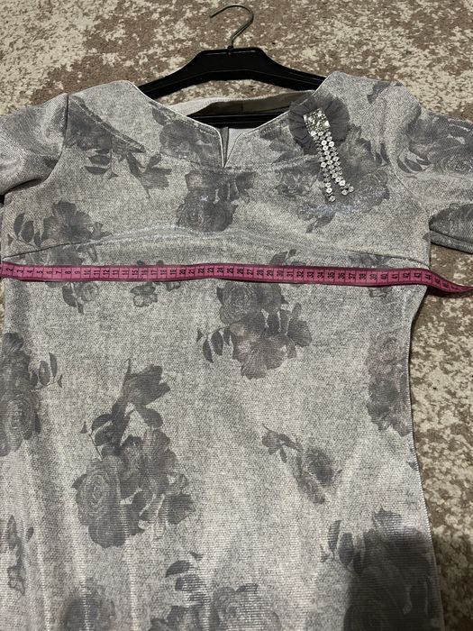 Святкова сукня 46 розміру