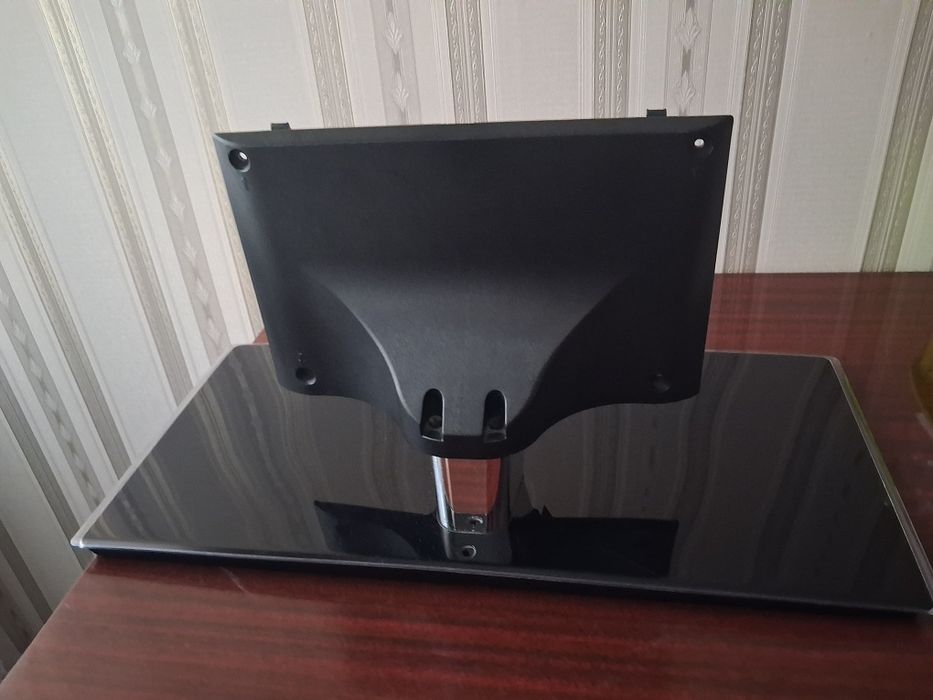 Продам подставку под телевизор
