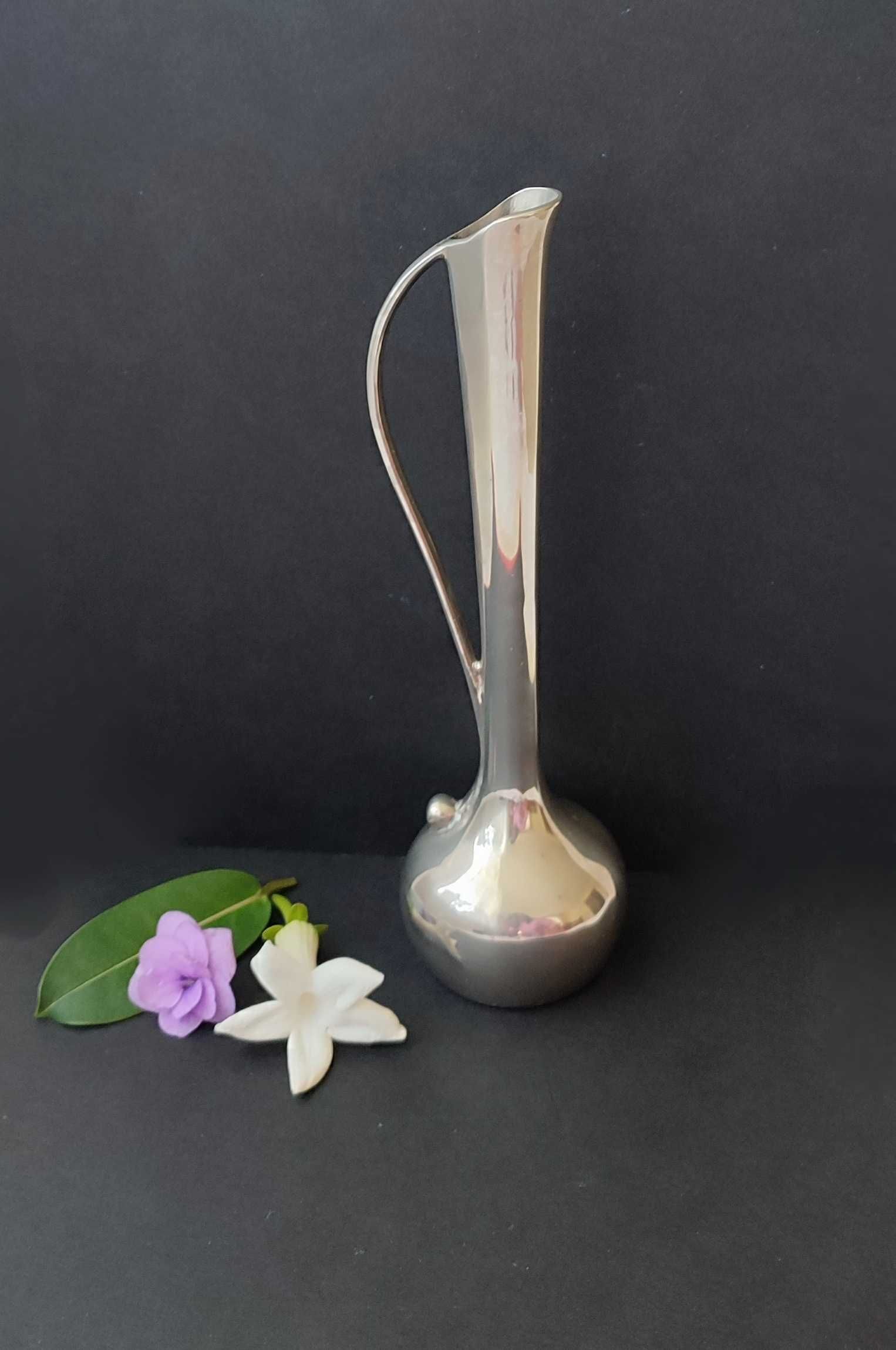 Посріблена вазочка амфора для однієї квітки Японія вінтаж