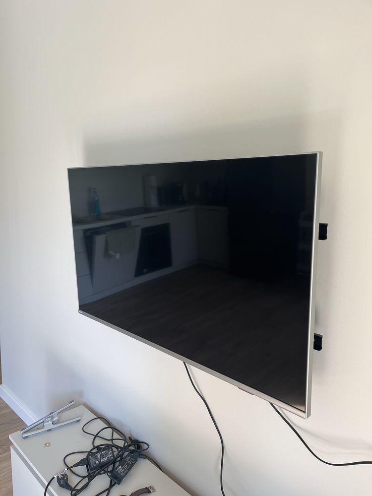 Telewizor Philips 43 cale ultra HD 4K ambilight android TV