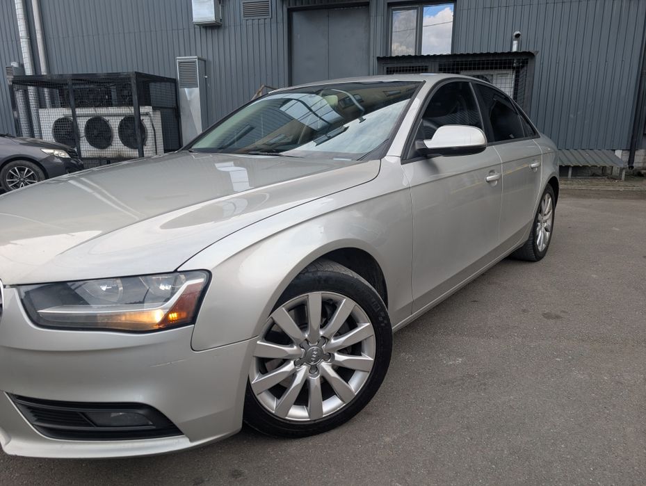Audi A4 2.0tfsi 2013
