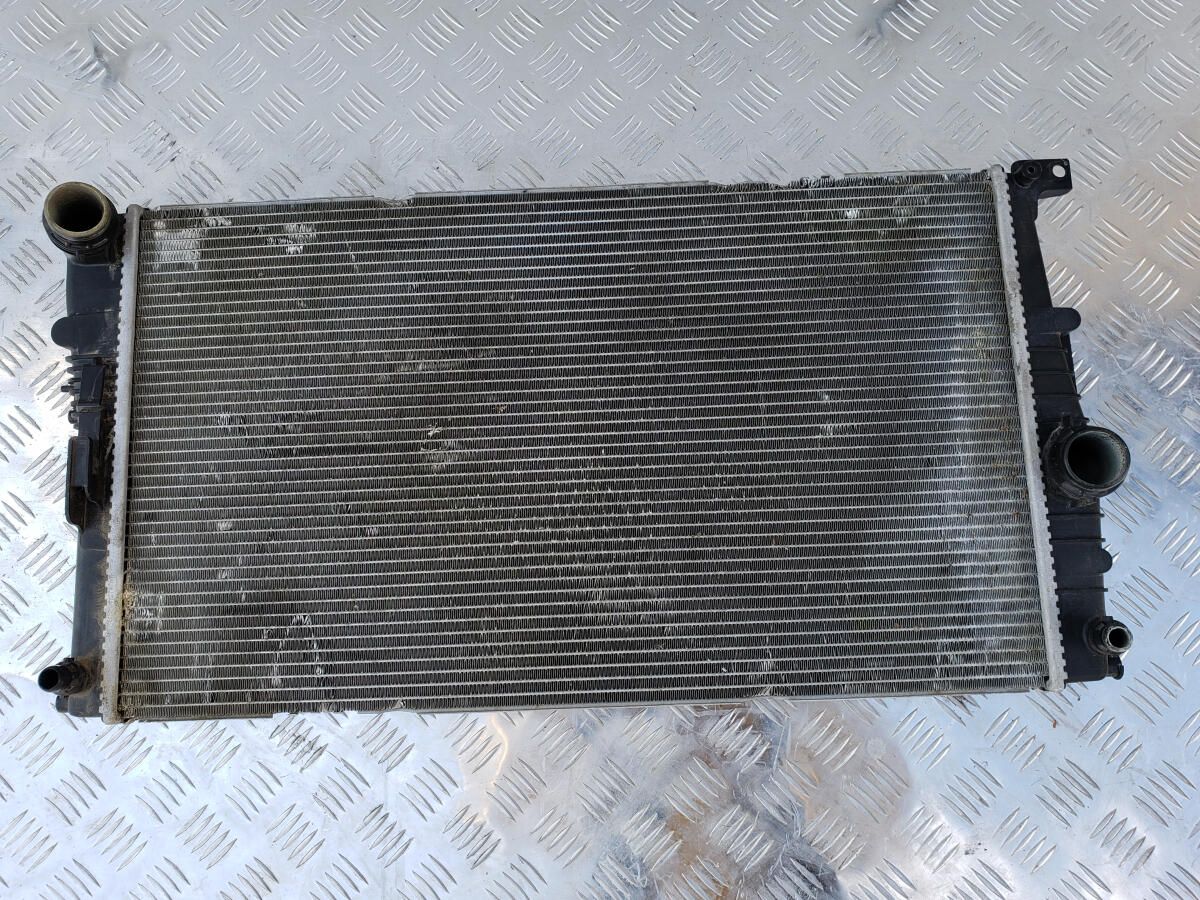 Радиатор охлаждения двигателя на BMW 3 F30 2012-2019 разборка