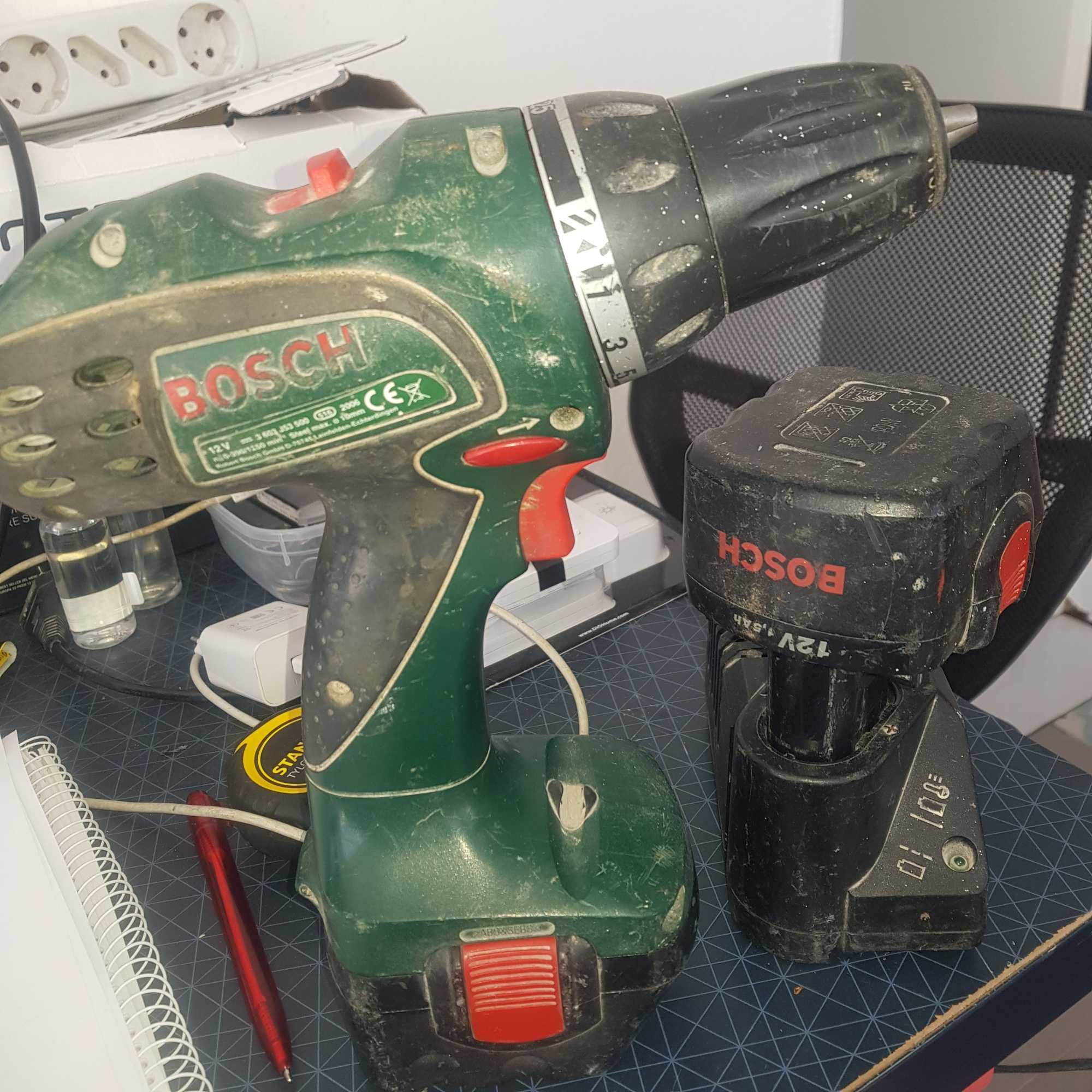 Aparafusadora Bosch com 2 baterias em bom estado