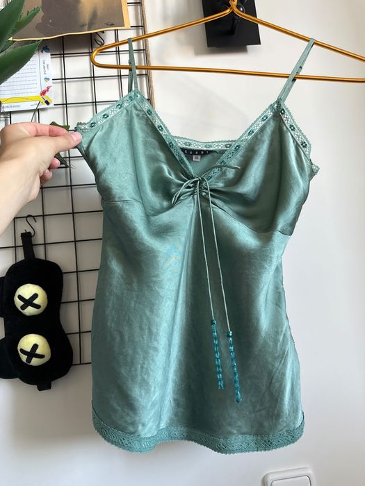 Майка на бретелях