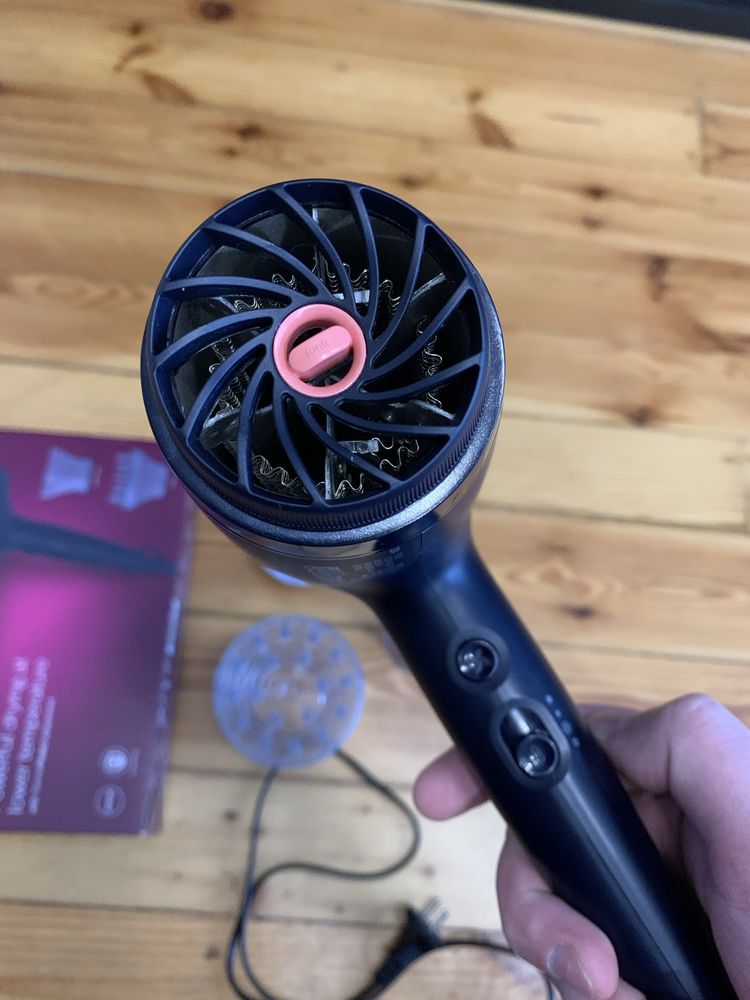 Фен Phillips BHD360/20