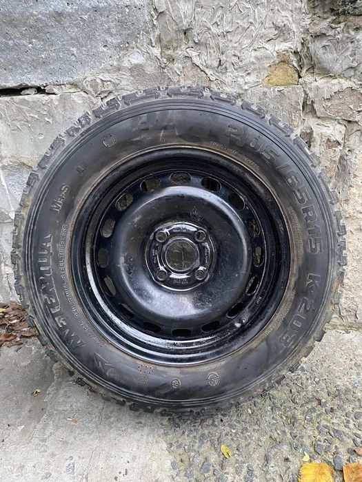 Диск с резиной 205/65 R15 (4x108)