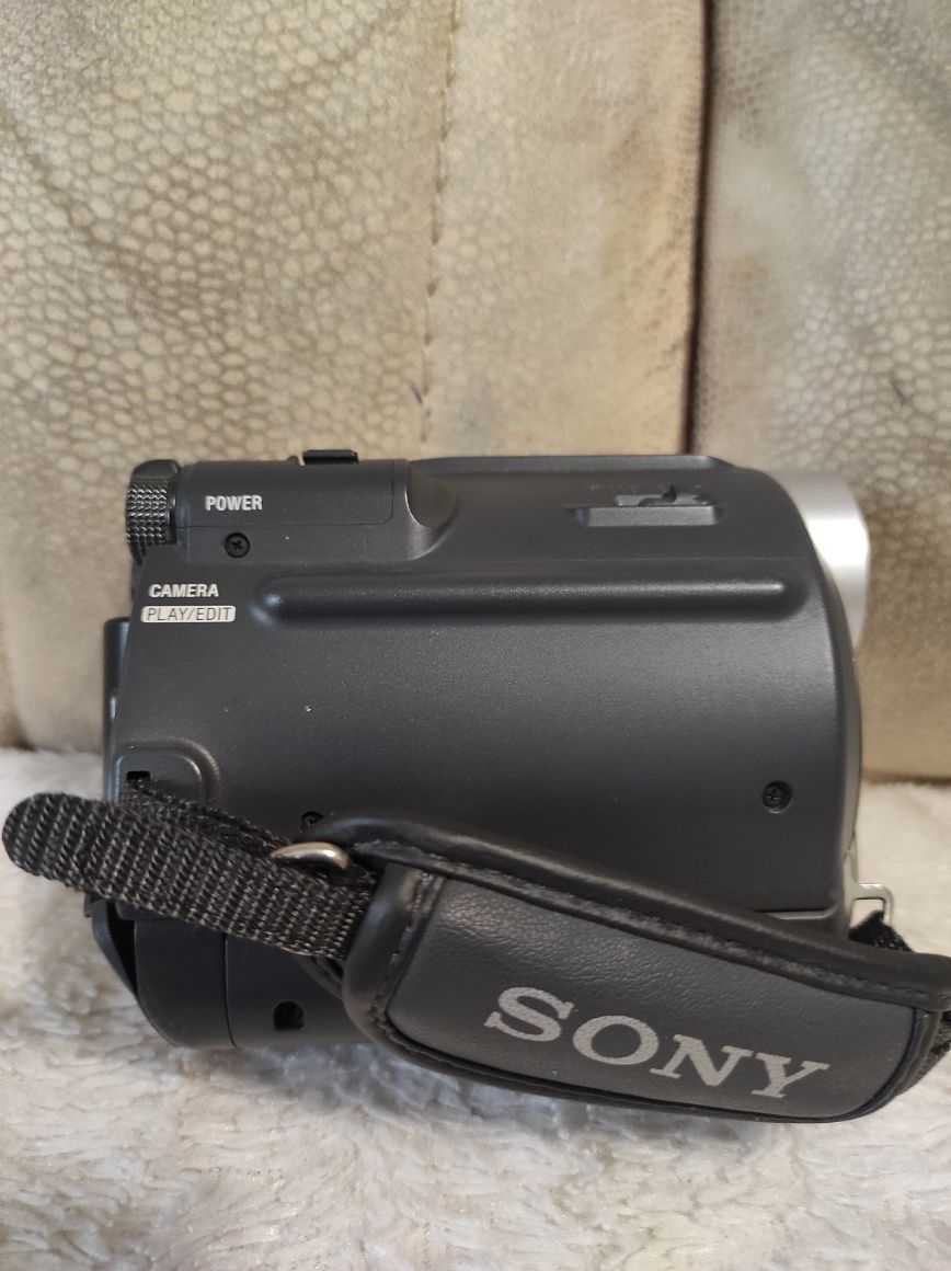 Продам видеокамеру "Sony" из Германии