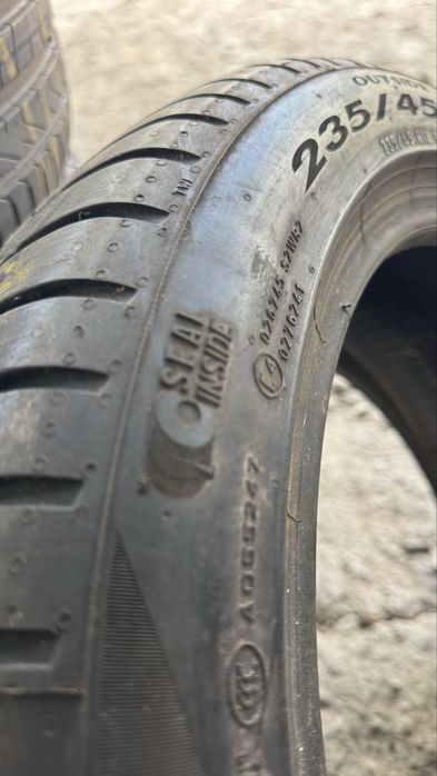 235/45/18 Pirelli-4шт