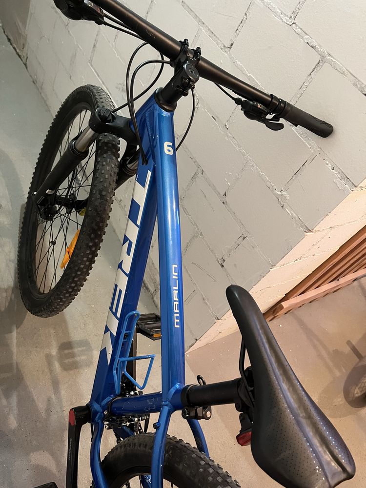 Rower Trek Marlin 6 Niebieski koła 27,5
