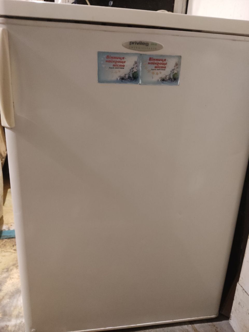 г.Винница.Продам Холодильник 1 метр. Барный Встроенный.