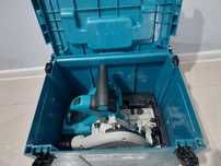 Акумуляторна занурювальна дискова пила Makita DSP600