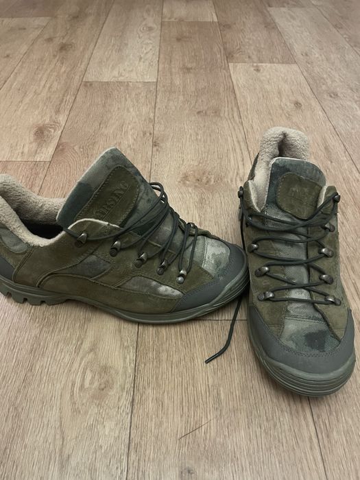 Зимові ботинки 42розмір