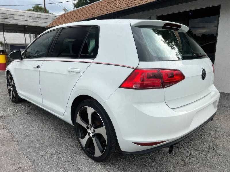 2015 Volkswagen Golf TSI SE
