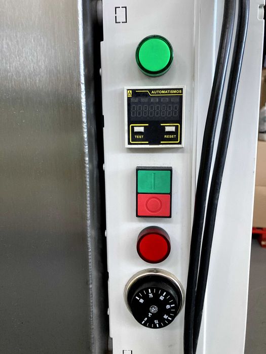 MÁQUINA LAVA PEÇAS A QUENTE - NOVA