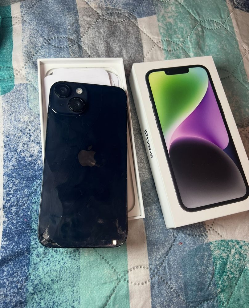 Продам iphone 14 128gb не вмикається на запчастини