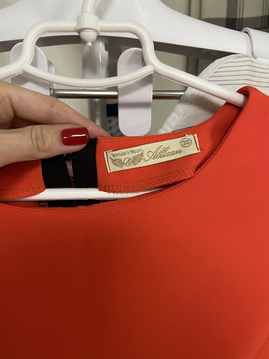 Женское платье размер 38