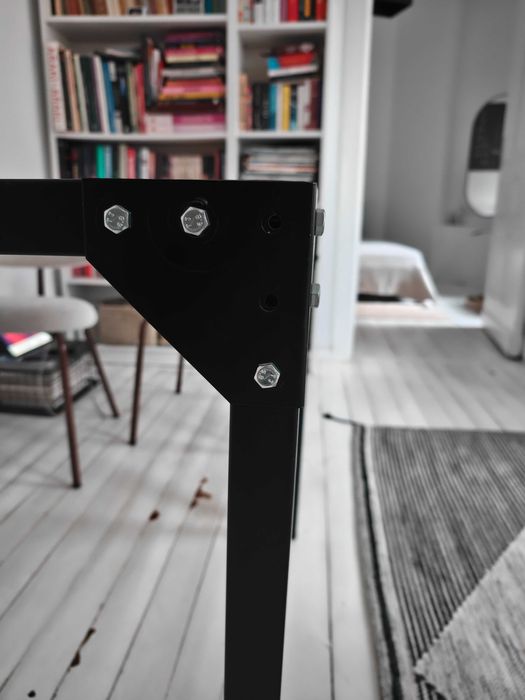 Stół do salonu/ jadalni