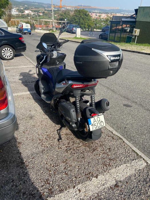 Vende-se moto Aprilia