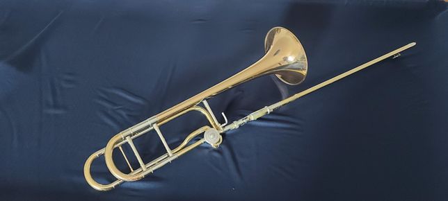Trombone Yamaha YSL682B