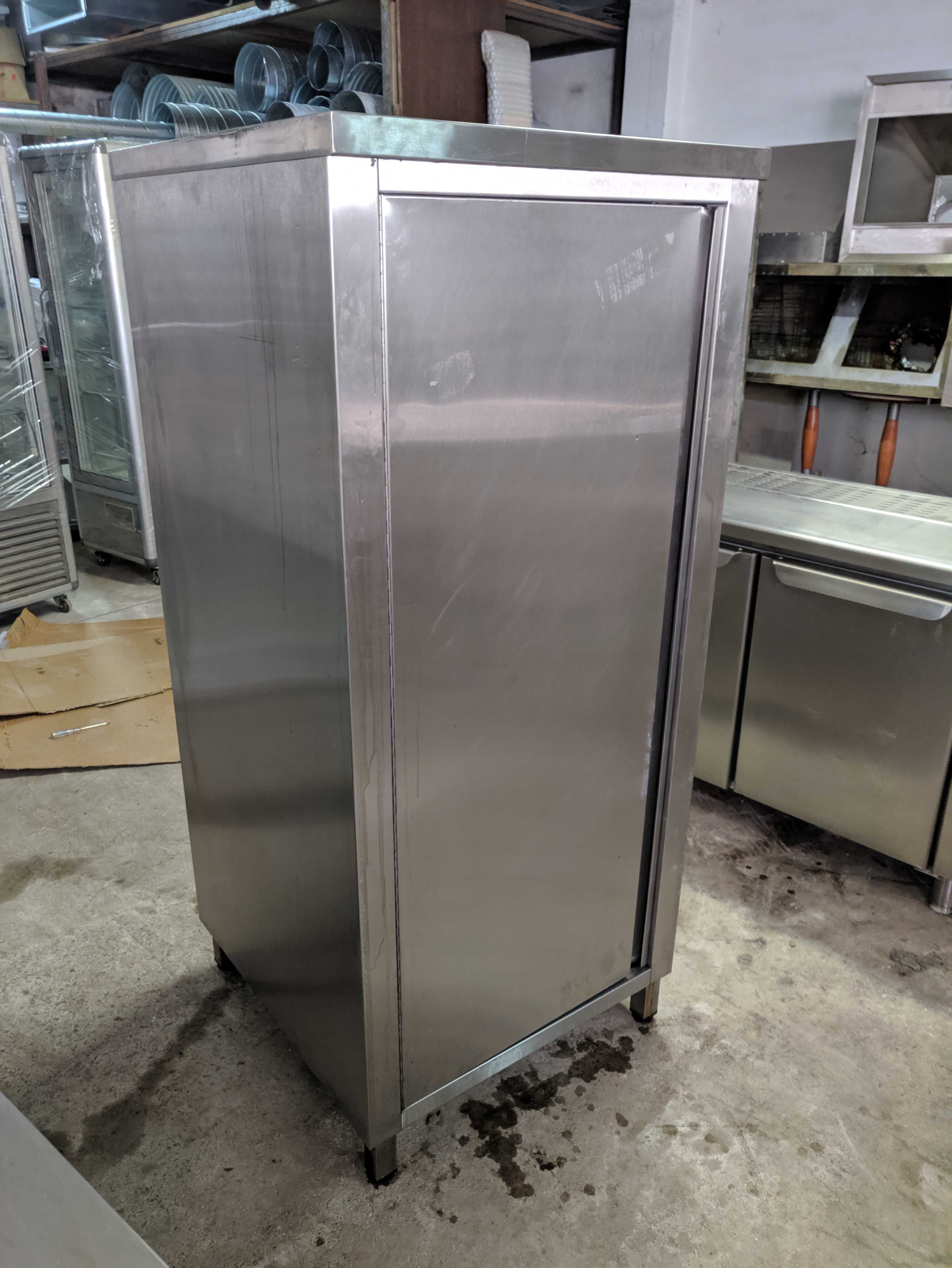 Armário vertical fundo louceiro totalmente em aço inox 70cm