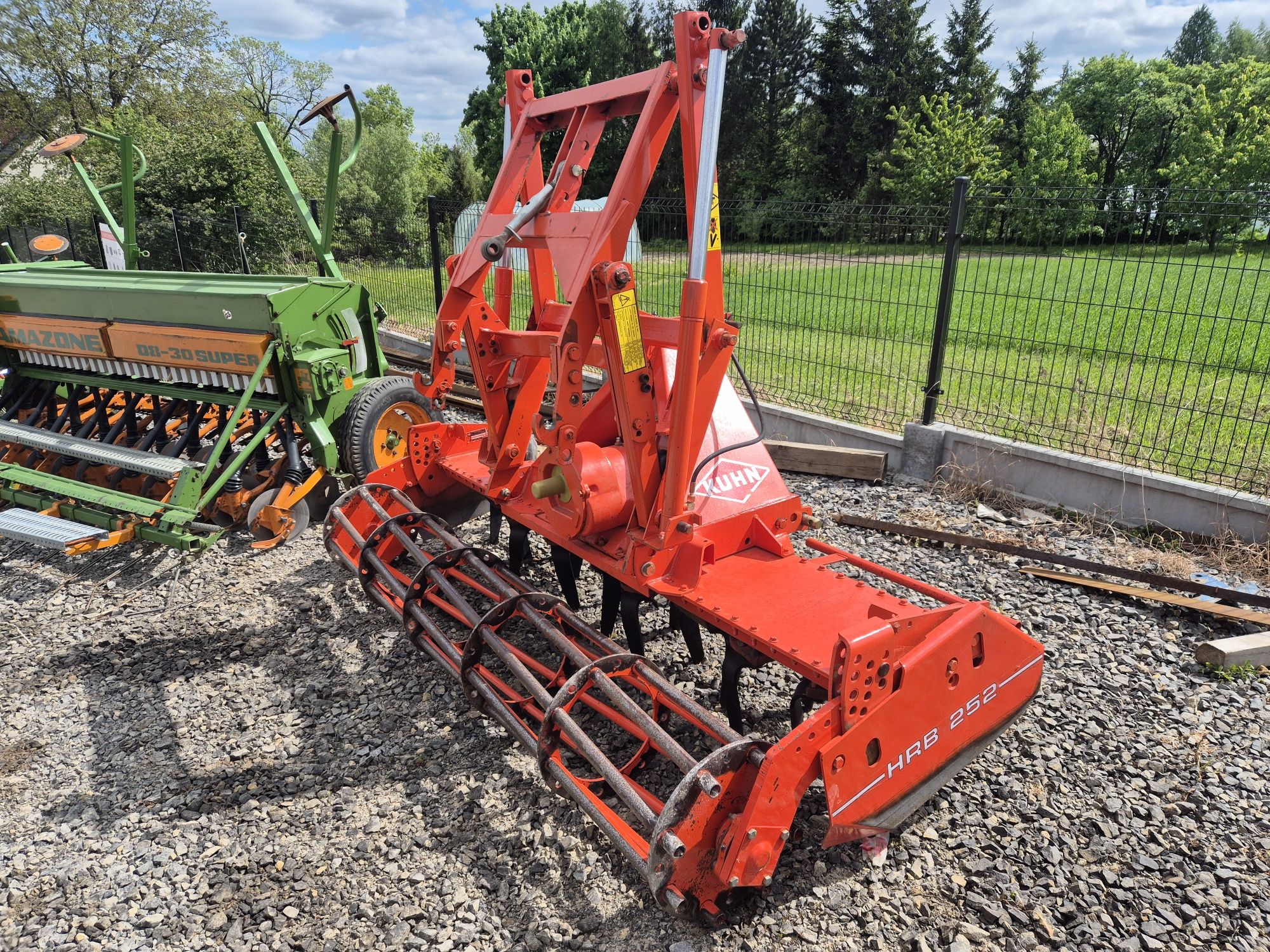 Kuhn HRB 252 brona wirowa , uprawowo siewny 2.5m rabe maschio