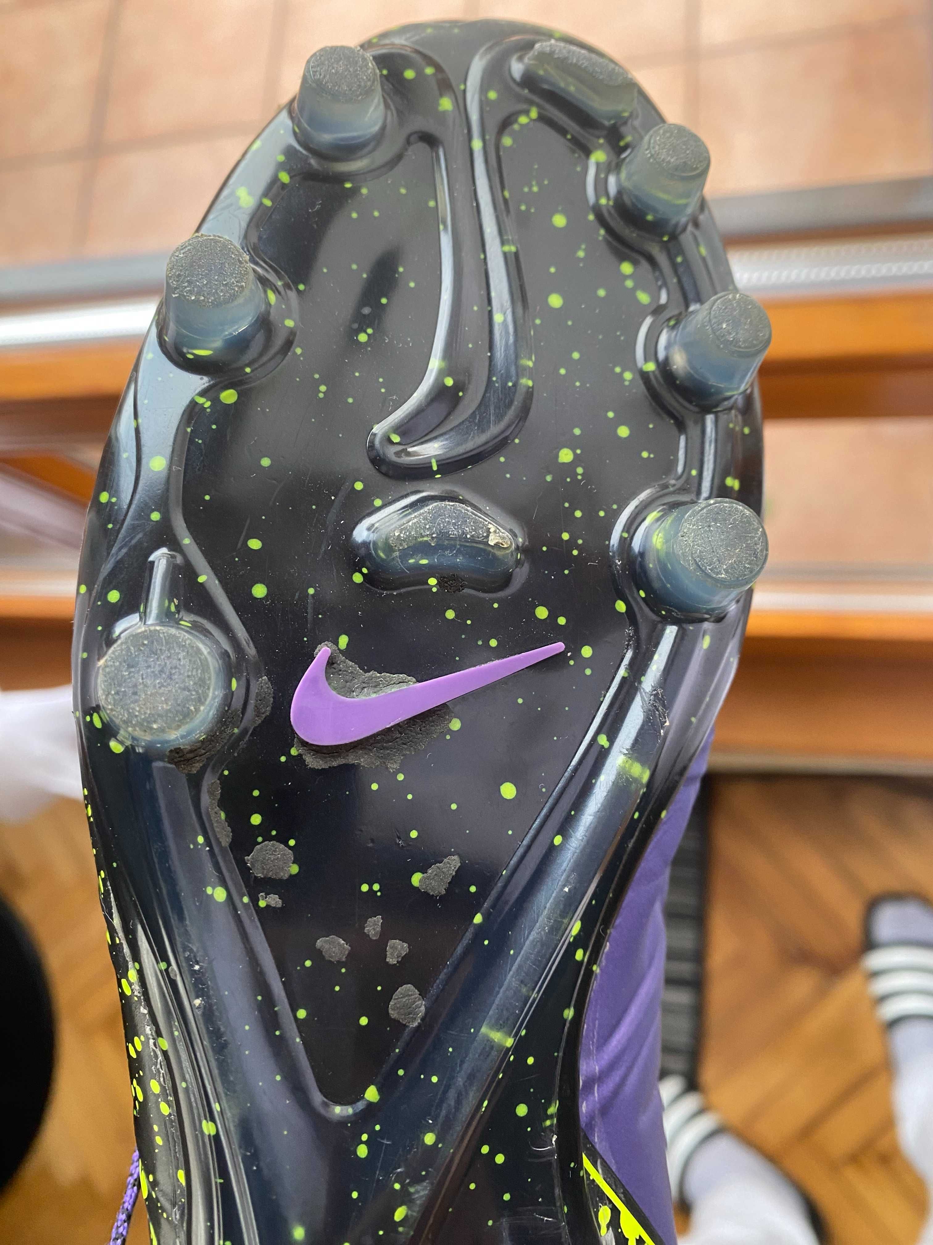 Korki lanki Nike HyperVenom 38,5, 24cm