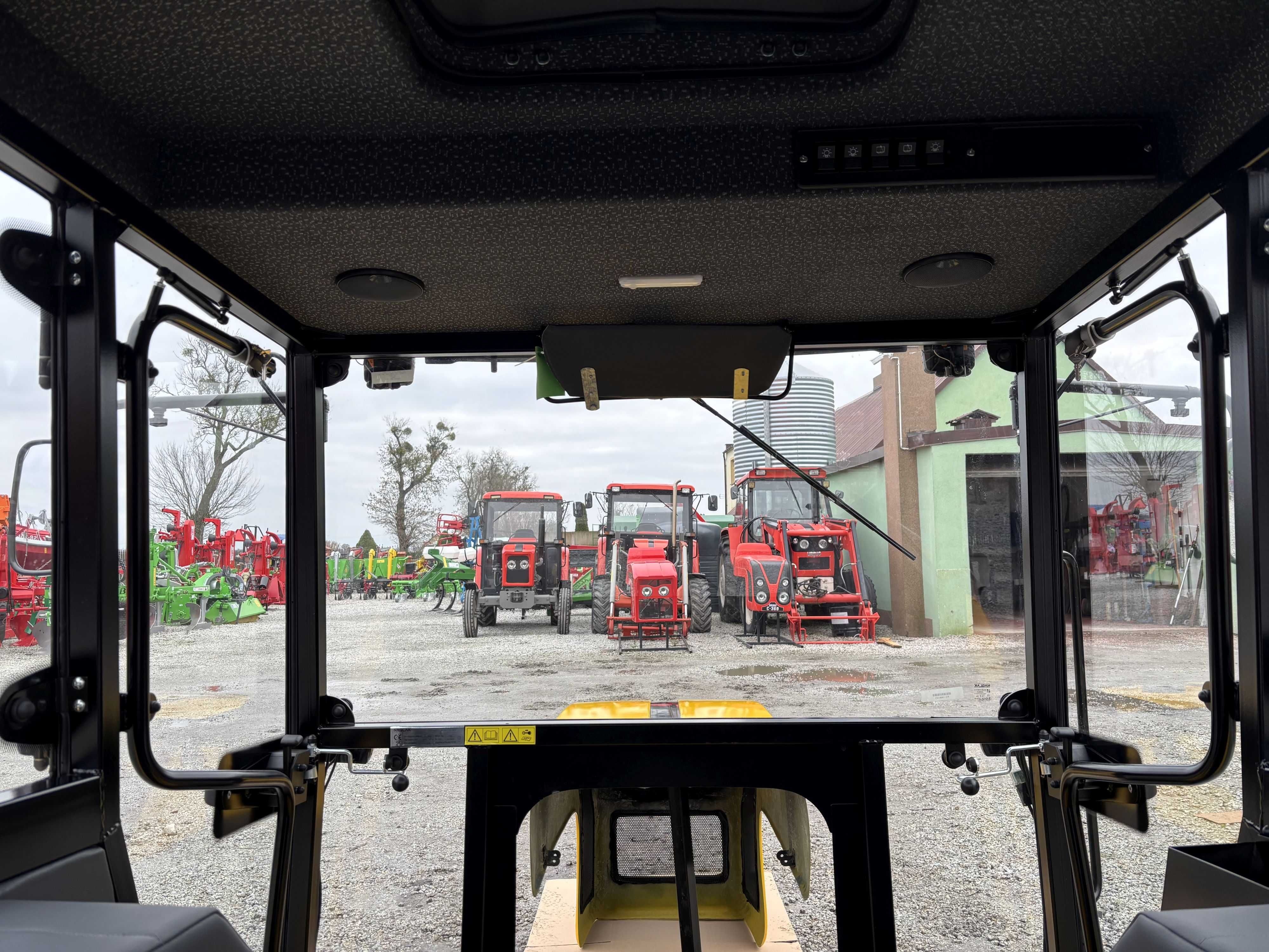 Kabina C-360 C360 Z Błotnikami BTW X 2023 Naglak żółta