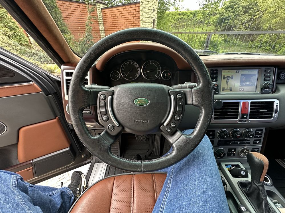 Продам Land Rover Range Rover 2005
