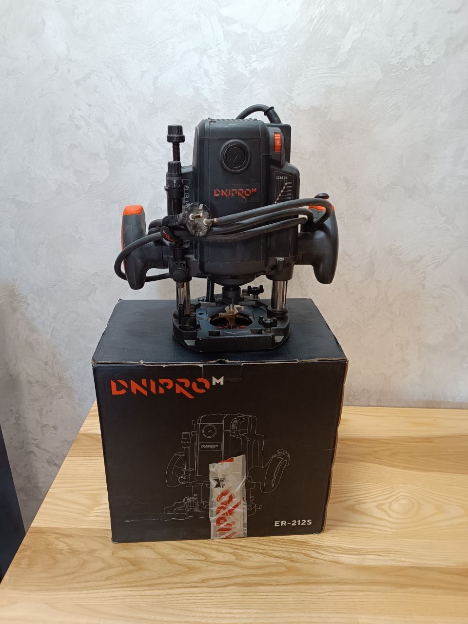 Фрезе дніпро мФрезер Dnipro-M ЕR-210LX