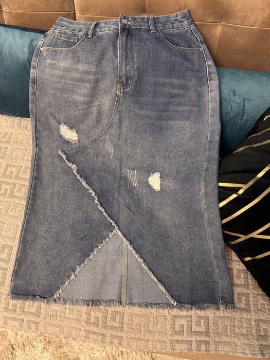 Нова джинсова спідниця