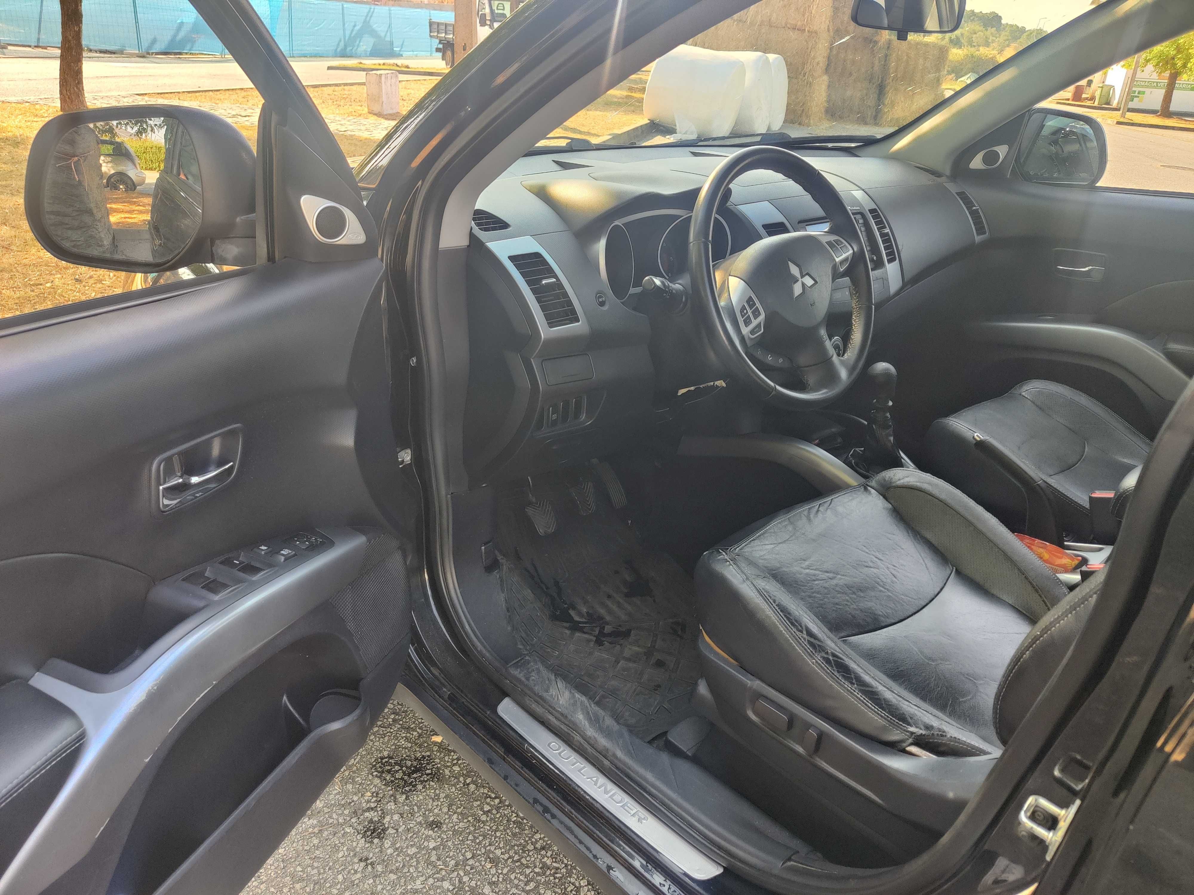 Mitsubishi Outlander 4WD
