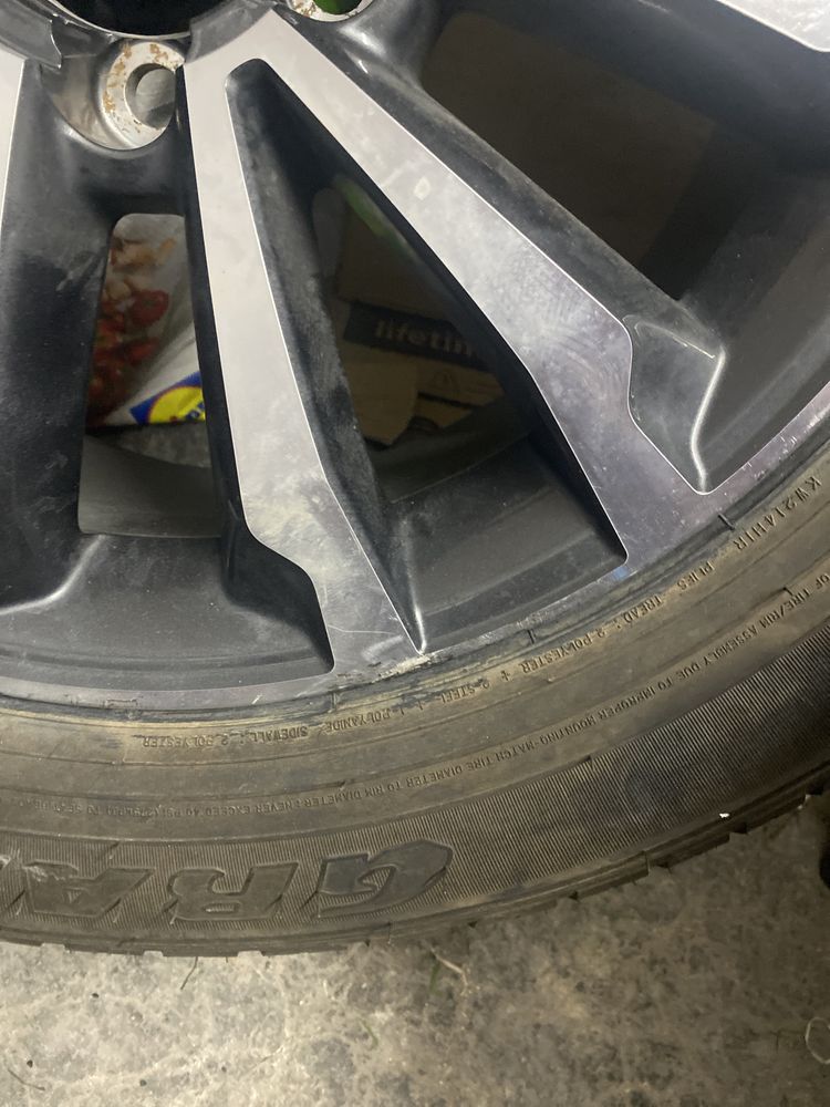 Jante 19’ Toyota Land Cruiser com pneu
