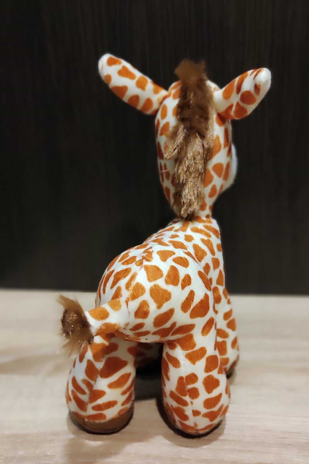 Дитяча іграшка "Весела жирафа"