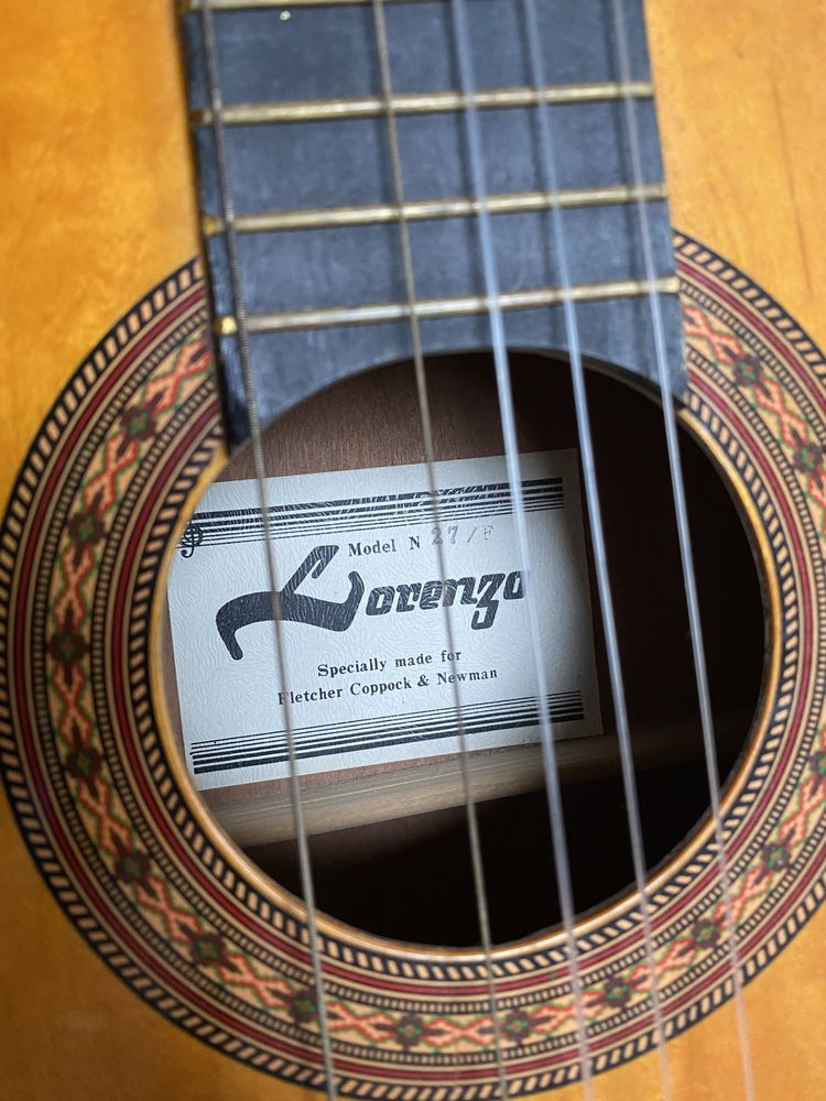 Gitara Lorenzo używana