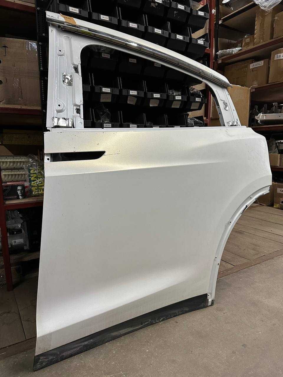 Дверь задняя левая Tesla Model Х
