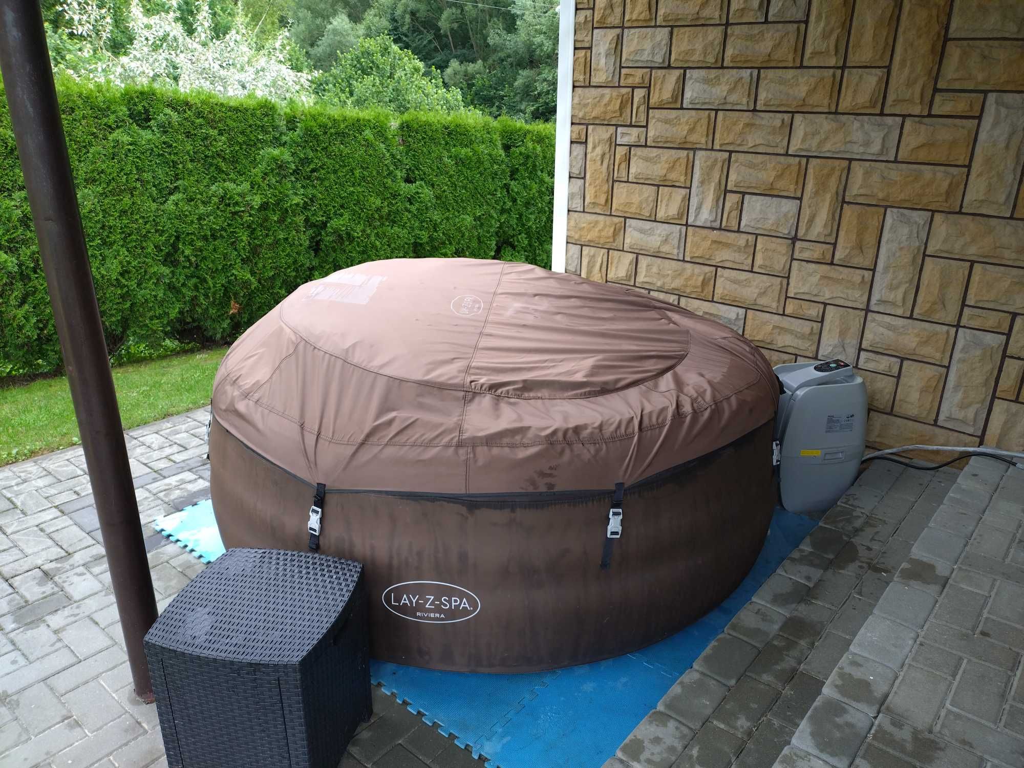 Jacuzzi lay-z spa Riviera 4-5 osób 196cm